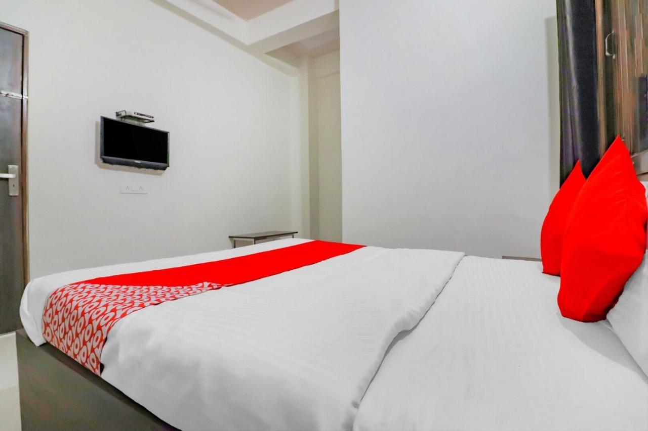 Rajlakshmi Guest House マトゥラー エクステリア 写真